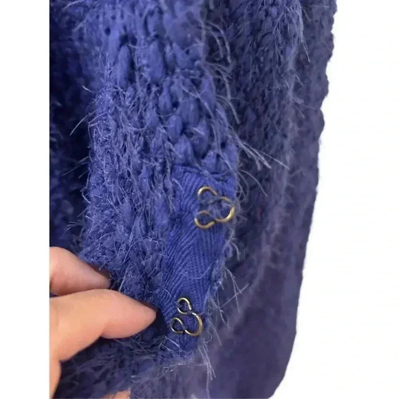 URBAN OUTFITTERS Purple Cropped Cardigan Eyelash Shrug Size XS - Picture 4 of 7